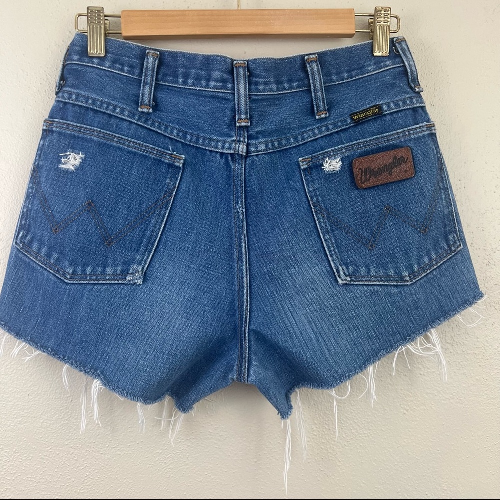 Retro Wrangler Cut Off Fray Hem Denim Shorts Size 6